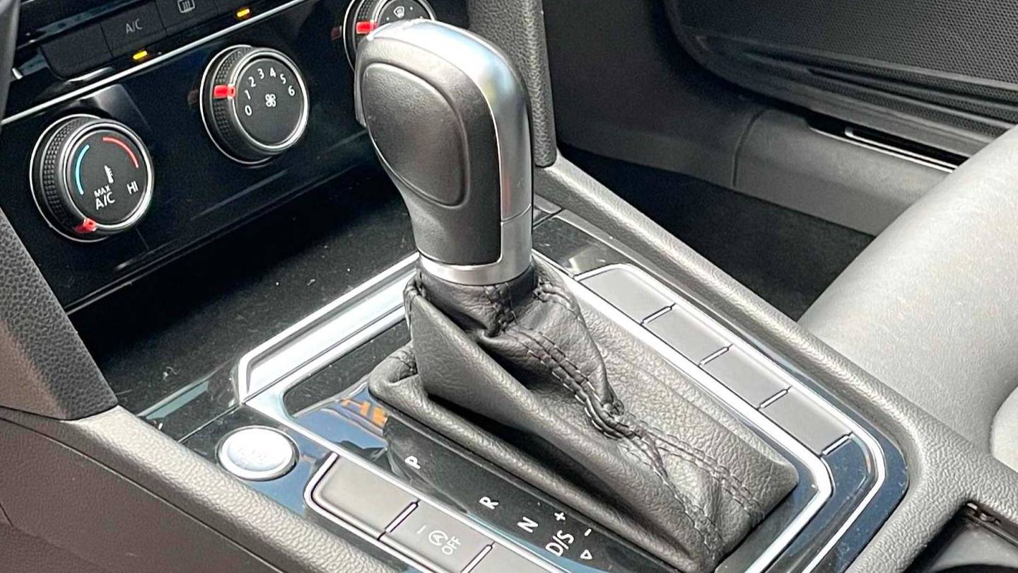 Volkswagen 2023 Magotan 2 million commemorative 280TSI DSG Comfort Edition vehicles