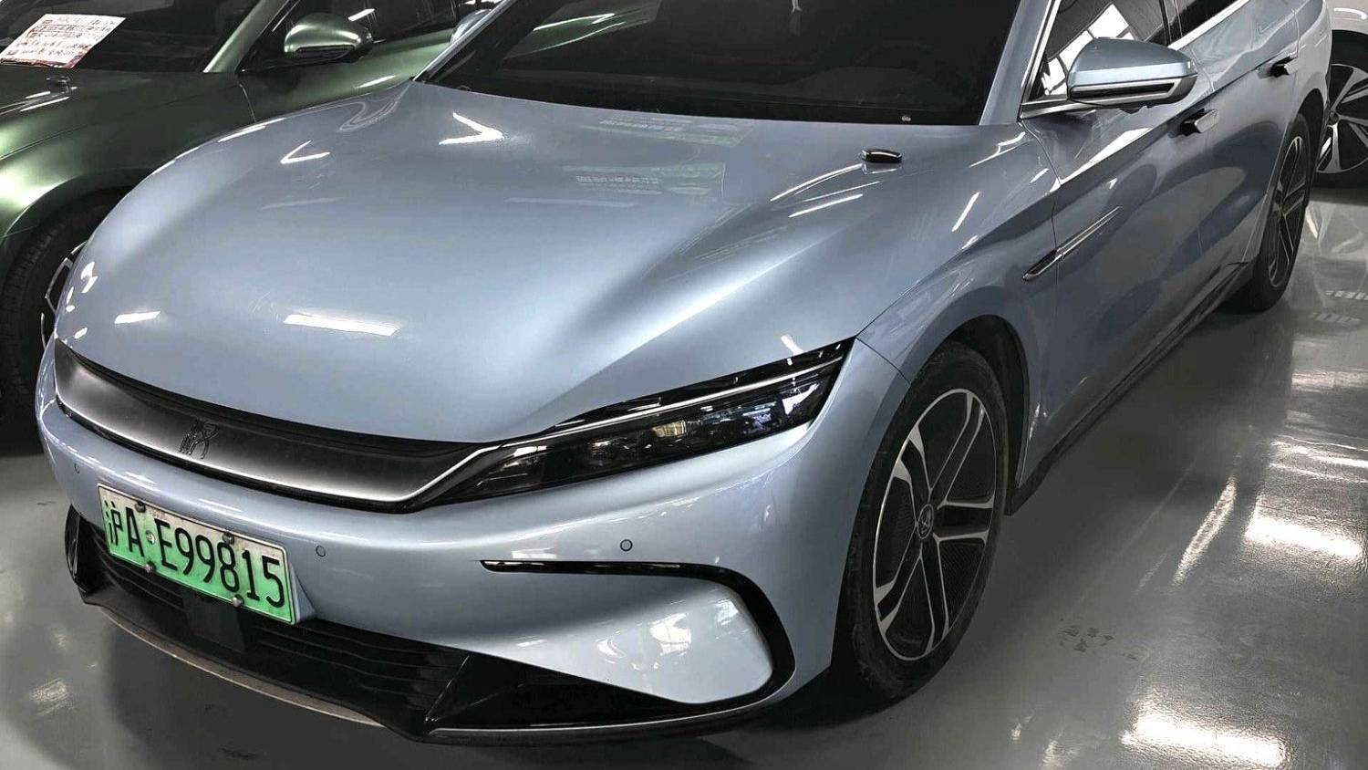 BYD 2023 HAN EV Champion Edition 605KM Front wheel Drive Prestige Model