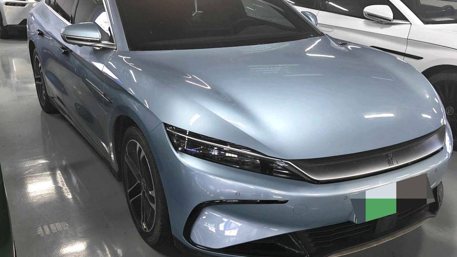 BYD 2023 HAN EV Champion Edition 605KM Front wheel Drive Prestige Model