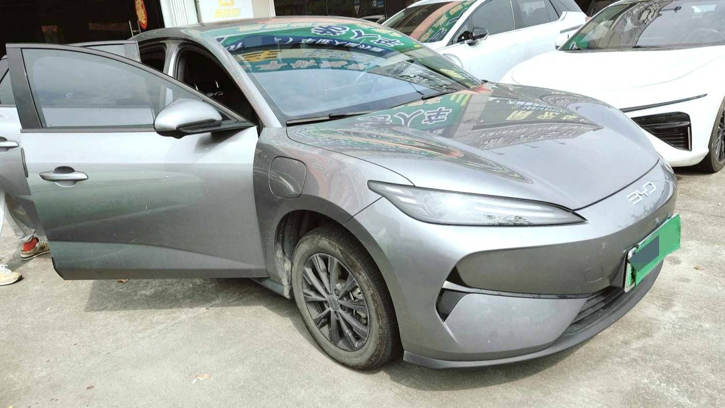 BYD 2025 e7 520 Intelligent Travel Edition