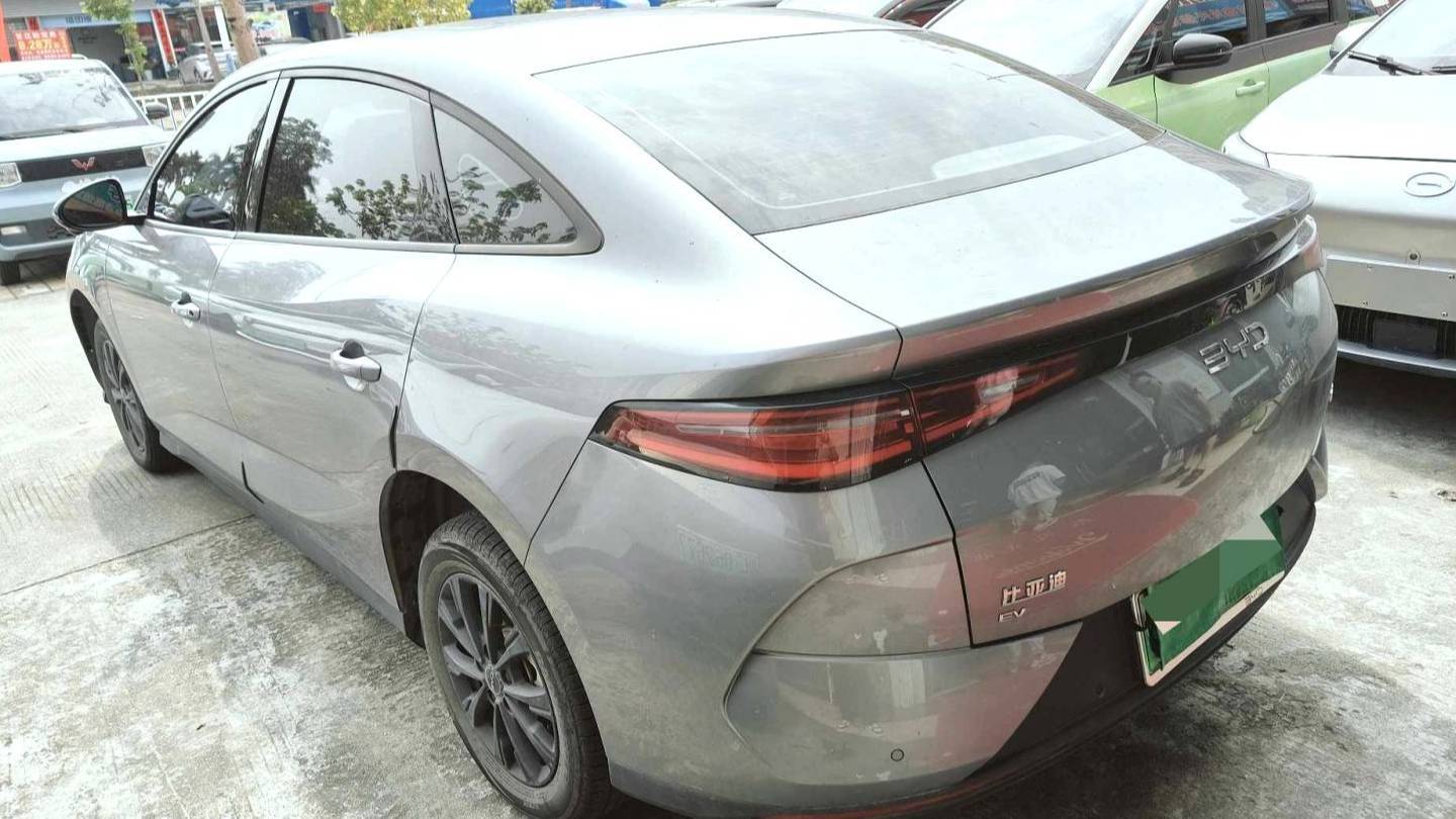 BYD 2025 e7 520 Intelligent Travel Edition