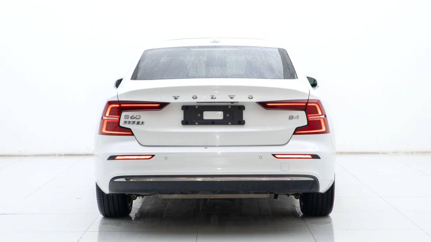 VOLVO China 2023 S60 B5 Zhiya Sports Edition