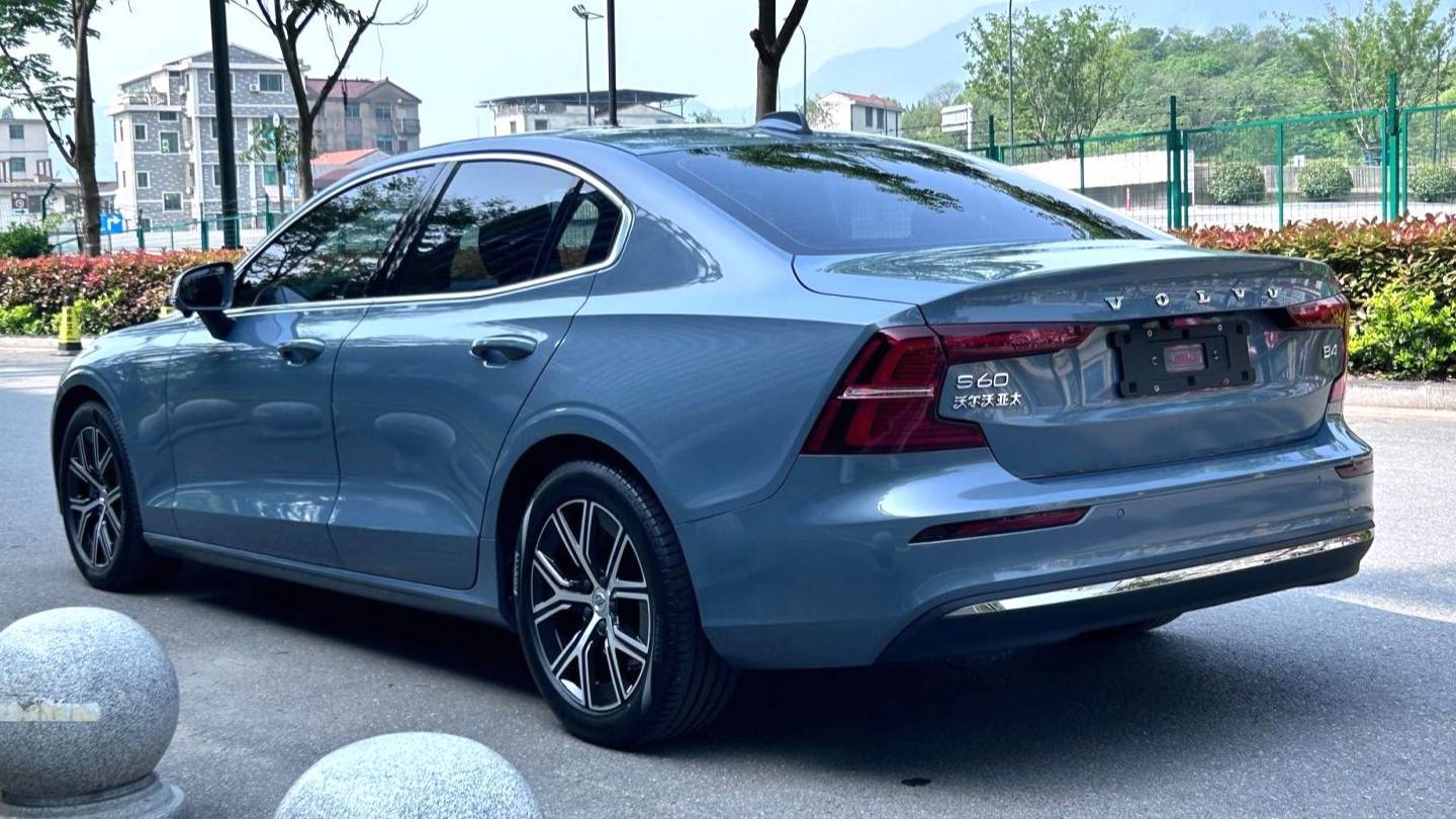 VOLVO China 2024 S60 B4 Zhiyuan Luxury Edition