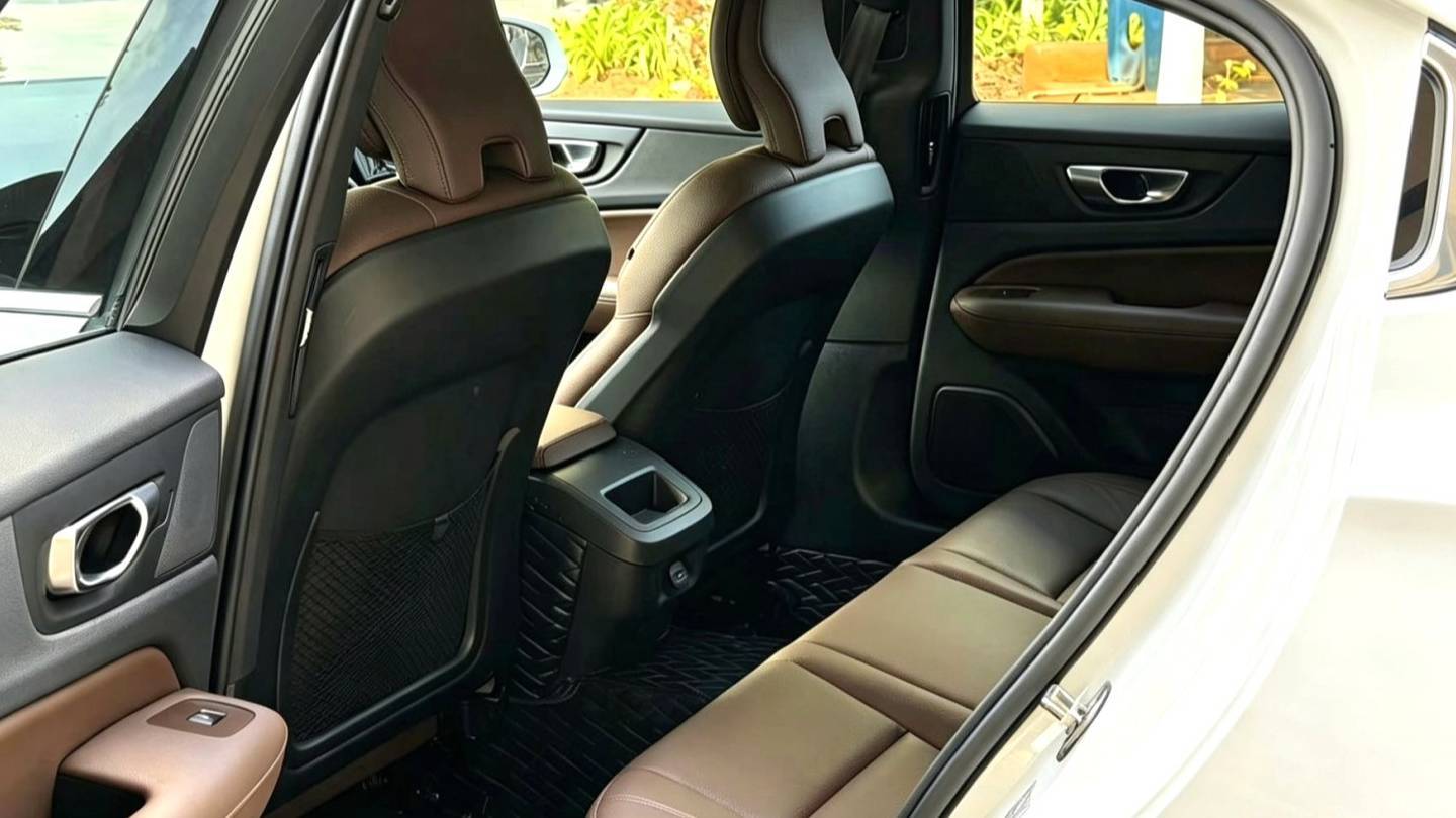 VOLVO China 2024 S60 B4 Zhiyi Luxury Edition