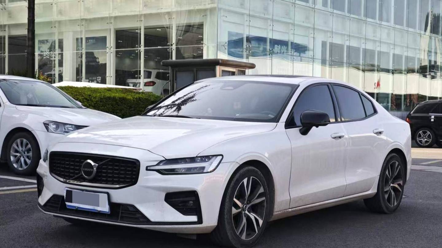 VOLVO China 2023 S60 B5 Zhiya Sports Edition