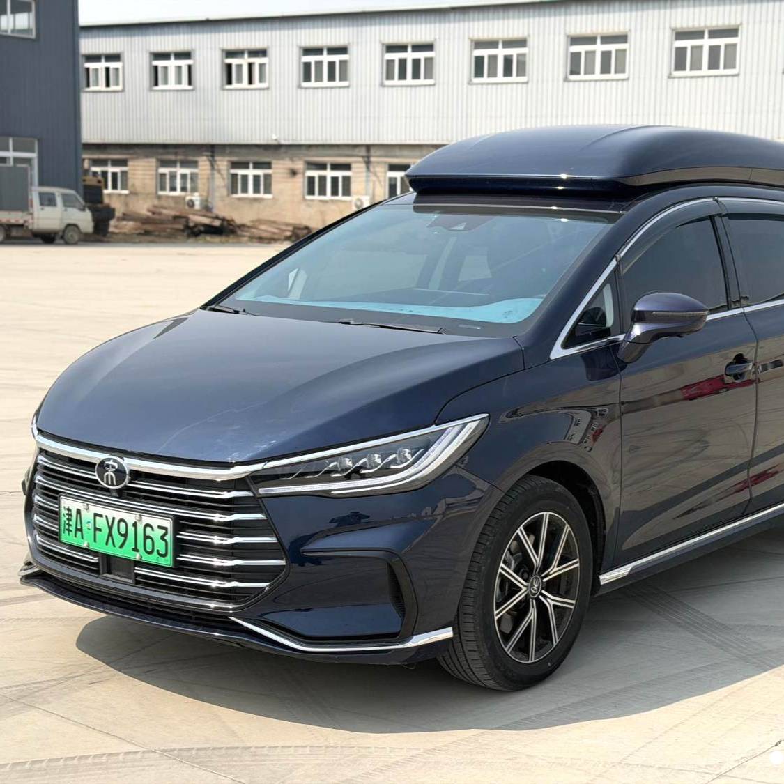 BYD 2022 SONG MAX DM-i 105KM Executive Edition Подержанный автомобиль