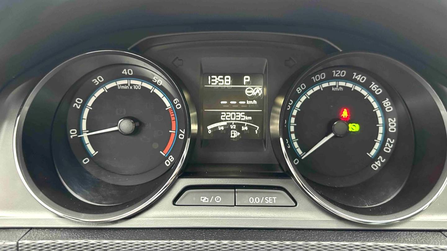 ŠKODA 2022 KAMIQ 1.5L Automatic Comfort Edition