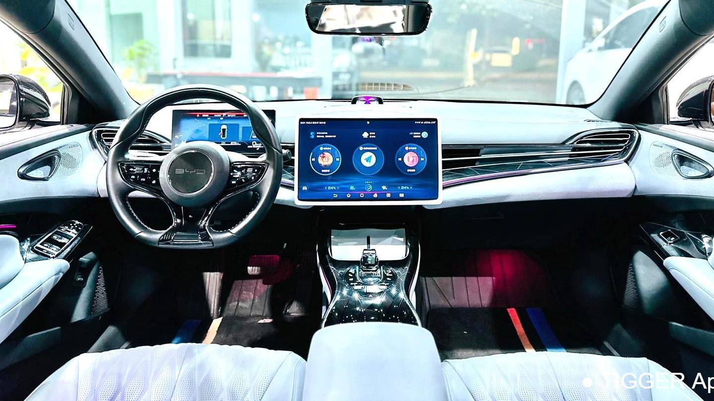 BYD 2023 Seal Champion Edition 550km Luxury Model