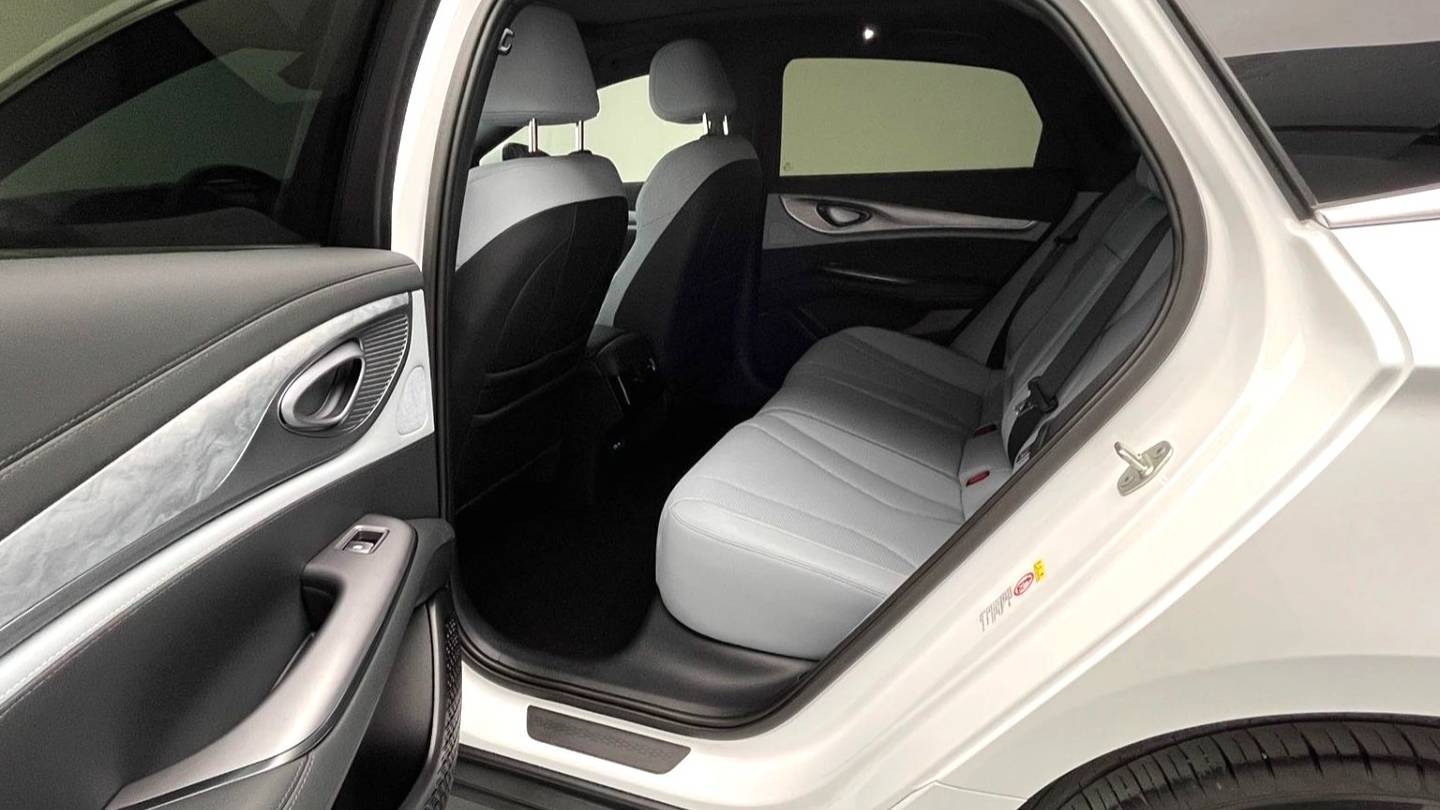 BYD 2024 Seal Honor DM-i 1.5L 121km Luxury Edition