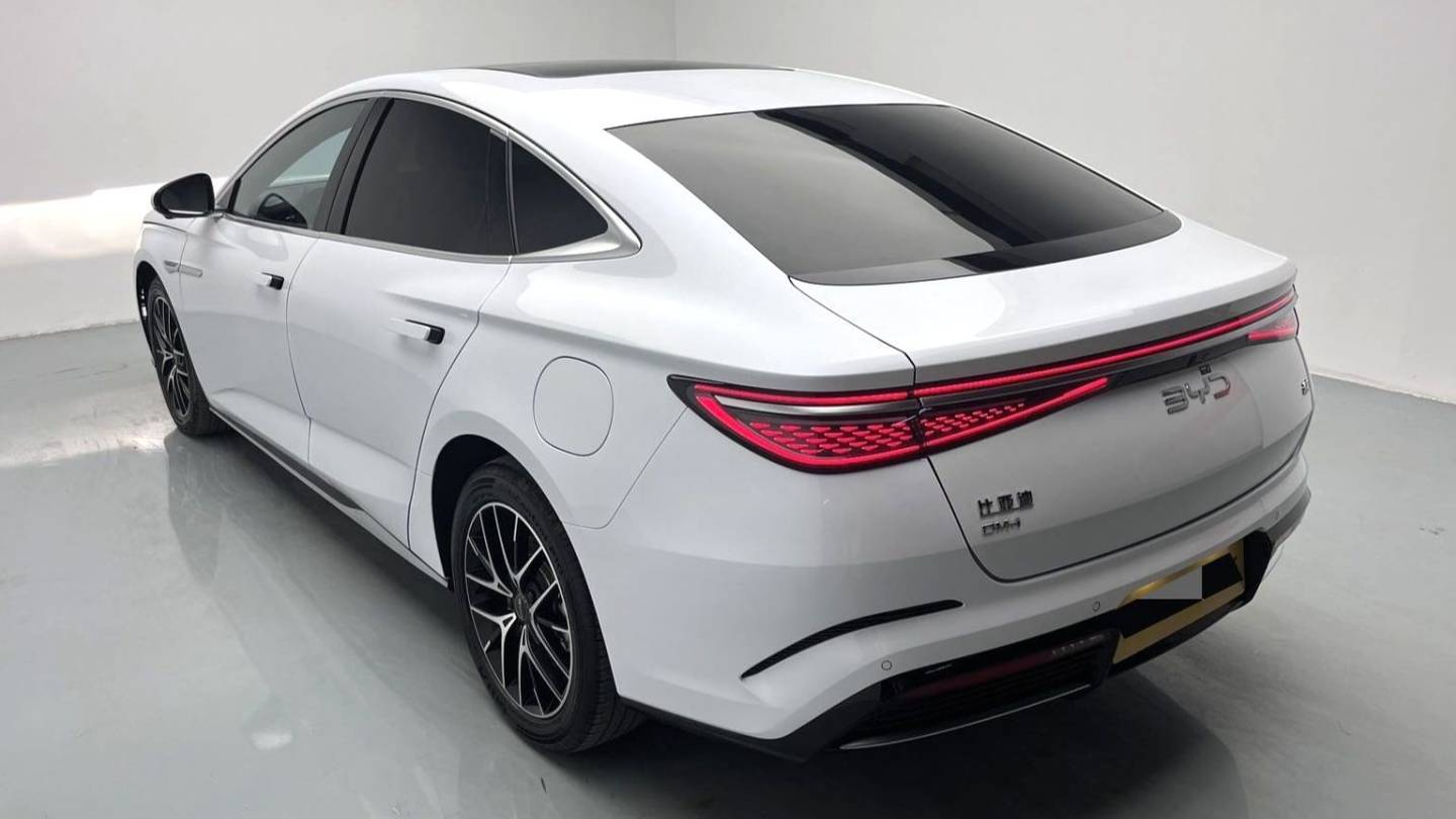 BYD 2024 Seal Honor DM-i 1.5L 121km Luxury Edition