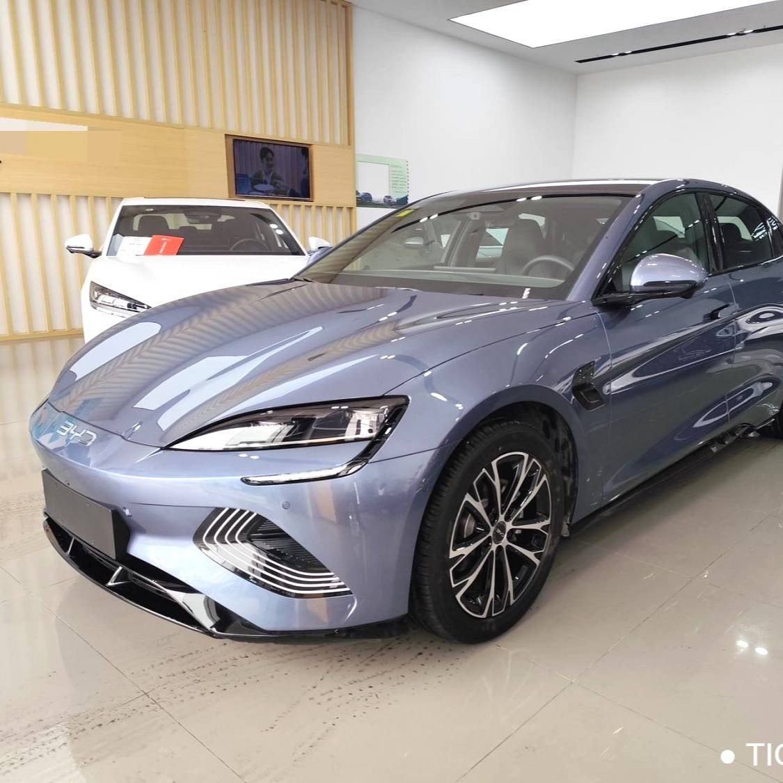 BYD 2025 Seal 510 Intelligent Navigation Edition Подержанный автомобиль
