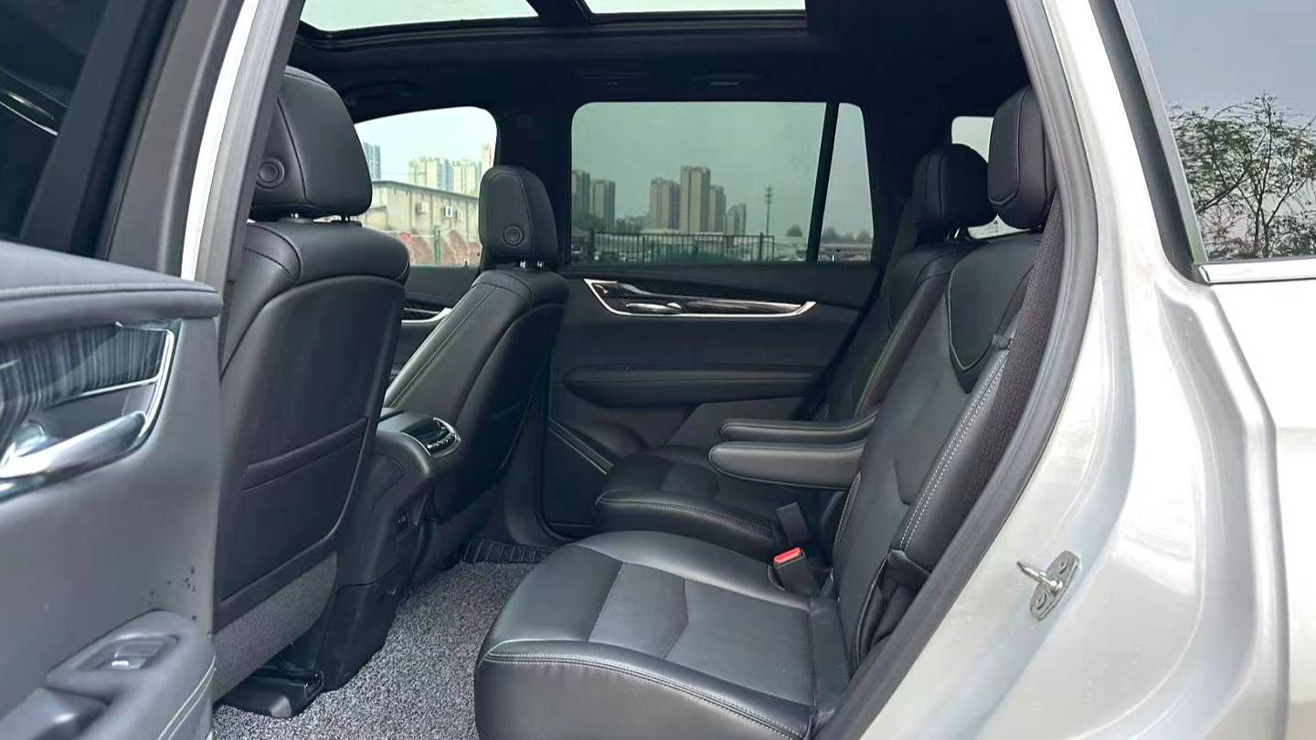 CADILLAC 2022 XT6 2.0T Six seater 4WD Prestige 120th Anniversary Limited Edition