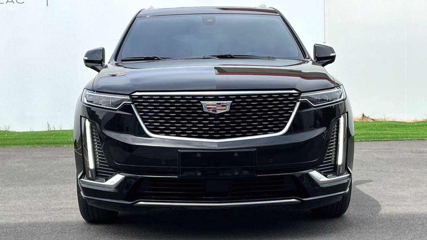 CADILLAC 2025 XT6 2.0T Six seater 4WD Luxury Executive Classic Edition