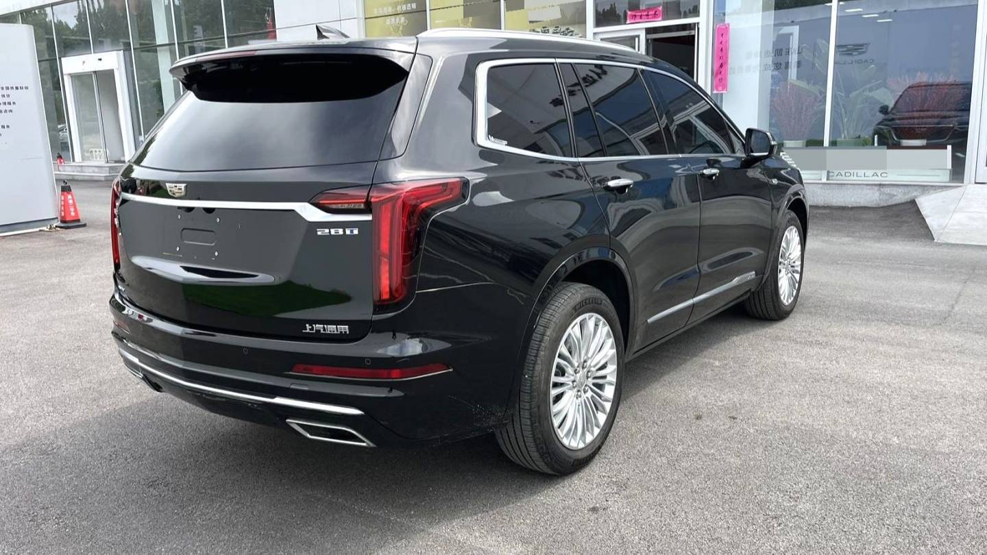 CADILLAC 2025 XT6 2.0T Six seater 4WD Luxury Executive Classic Edition