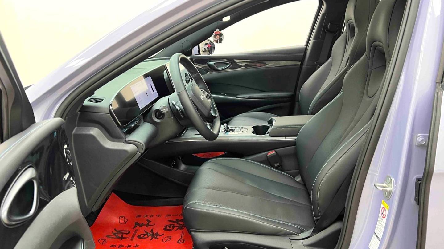 BYD 2025 Seal 650 Smart Edition