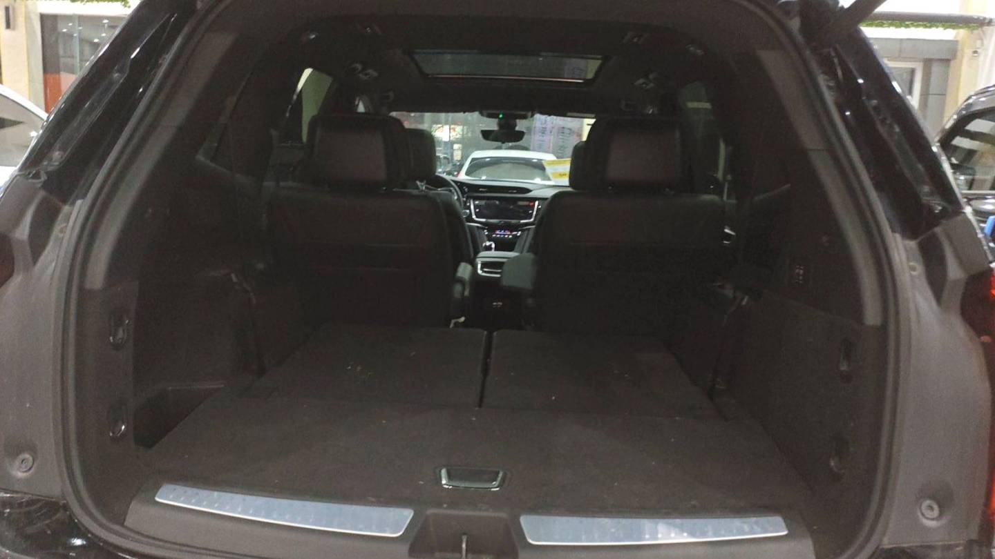 CADILLAC 2025 XT6 2.0T Six seater 4WD Luxury Executive Classic Edition
