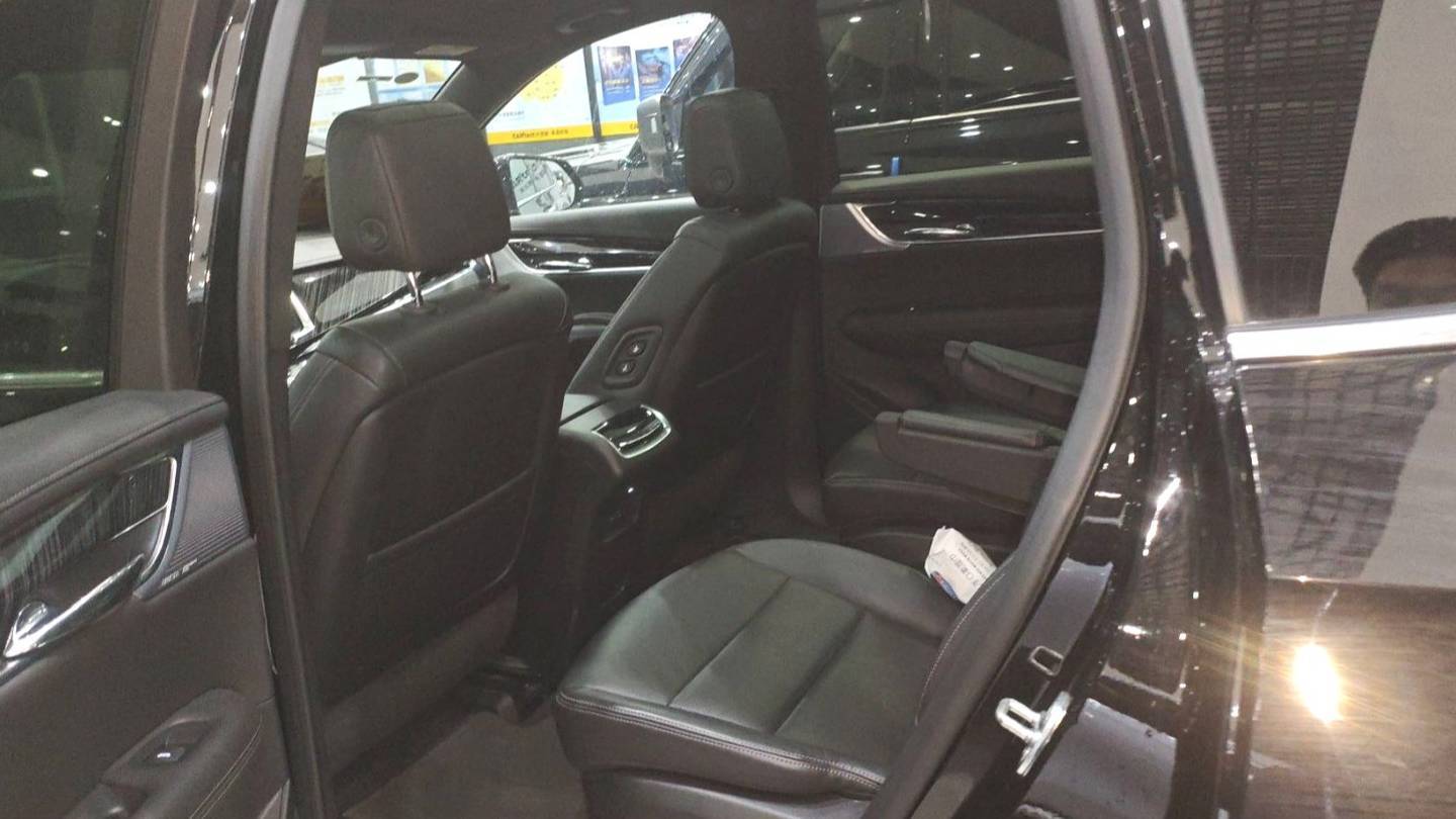 CADILLAC 2025 XT6 2.0T Six seater 4WD Luxury Executive Classic Edition