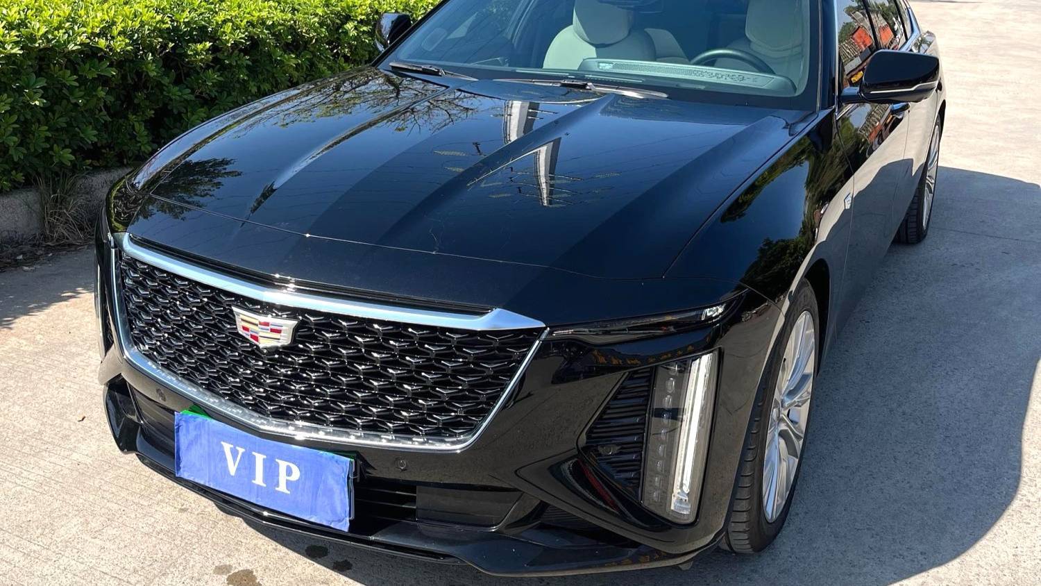 CADILLAC 2022 CT6 28T Luxury Model