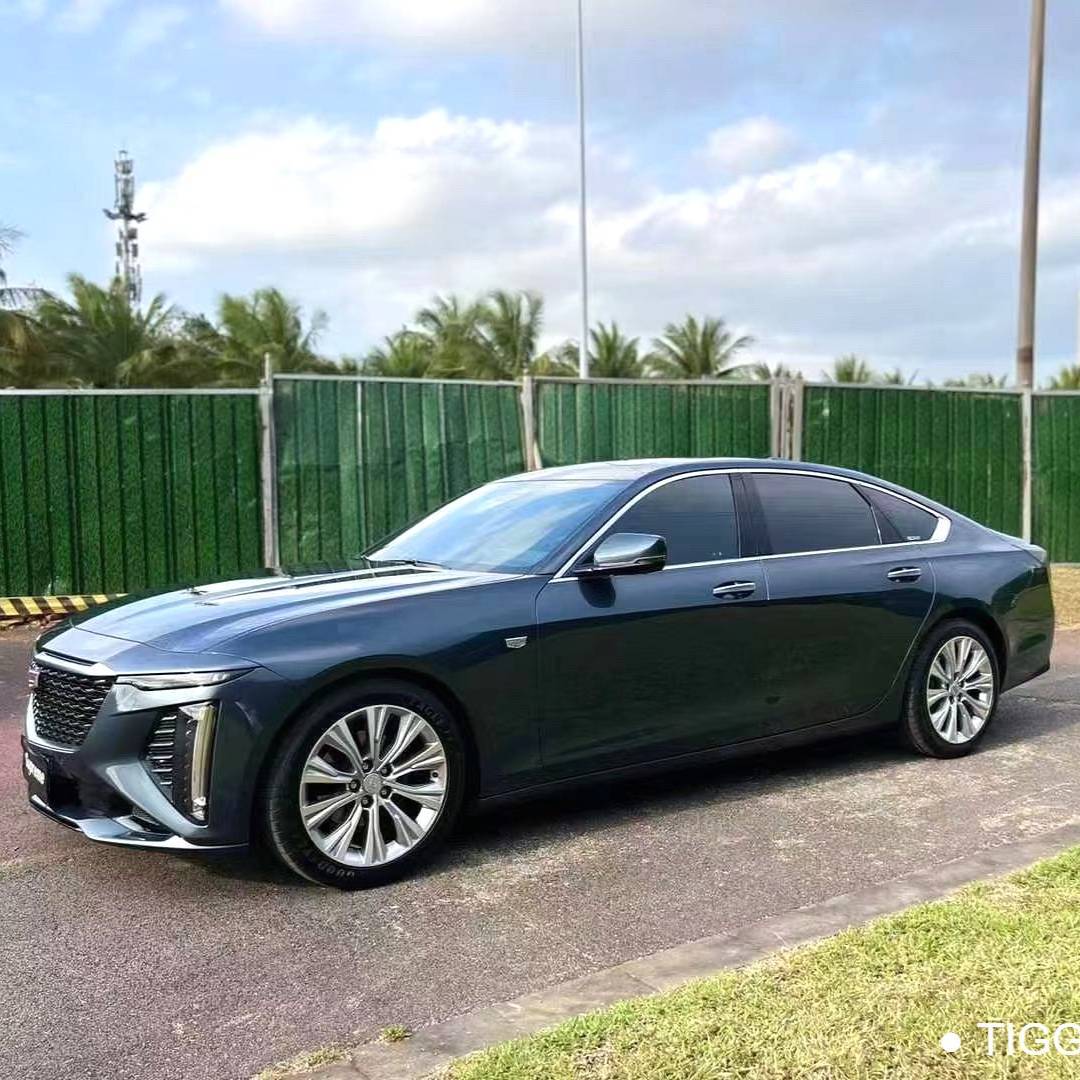 CADILLAC 2023 CT6 28T Prestige Type Подержанный автомобиль