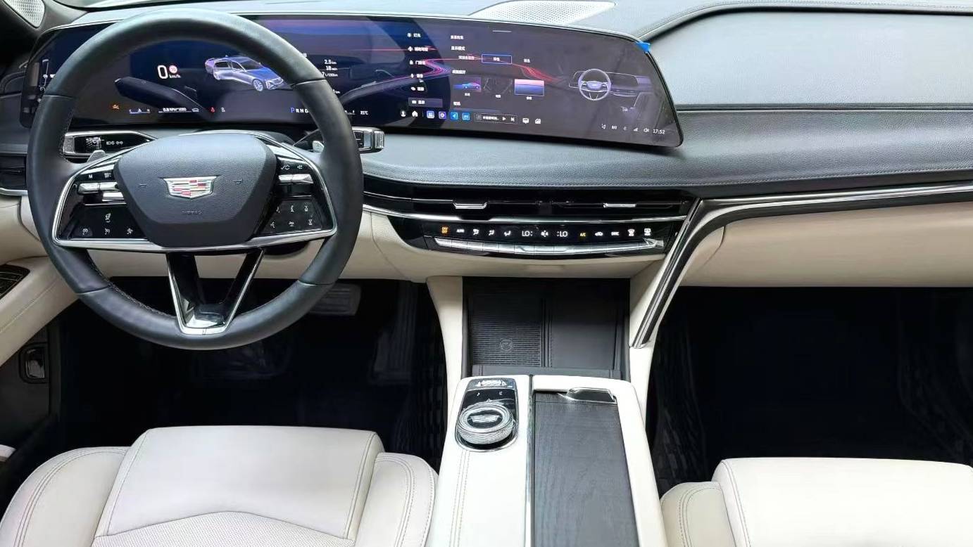 CADILLAC 2023 CT6 28T Prestige Type