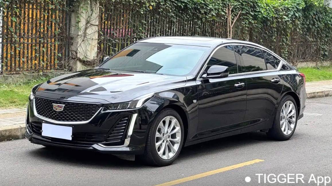 CADILLAC 2023 CT5 28T Luxury (Standard Edition)