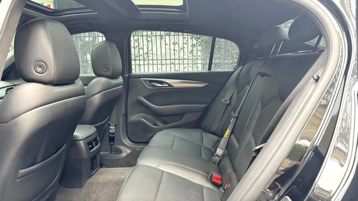 CADILLAC 2023 CT5 28T Luxury (Standard Edition)