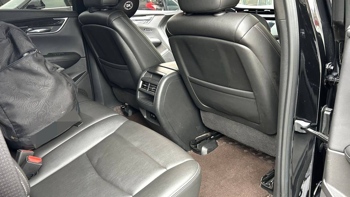 CADILLAC 2022 XT5 2.0T two wheel drive luxury model