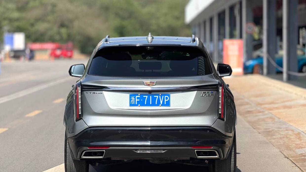 CADILLAC 2025 XT5 2.0T Prestige Model