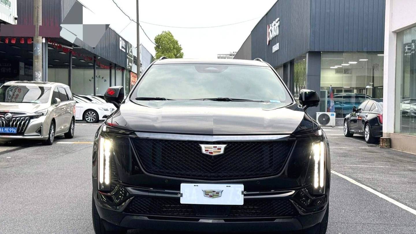 CADILLAC 2025 XT5 2.0T Prestige Model