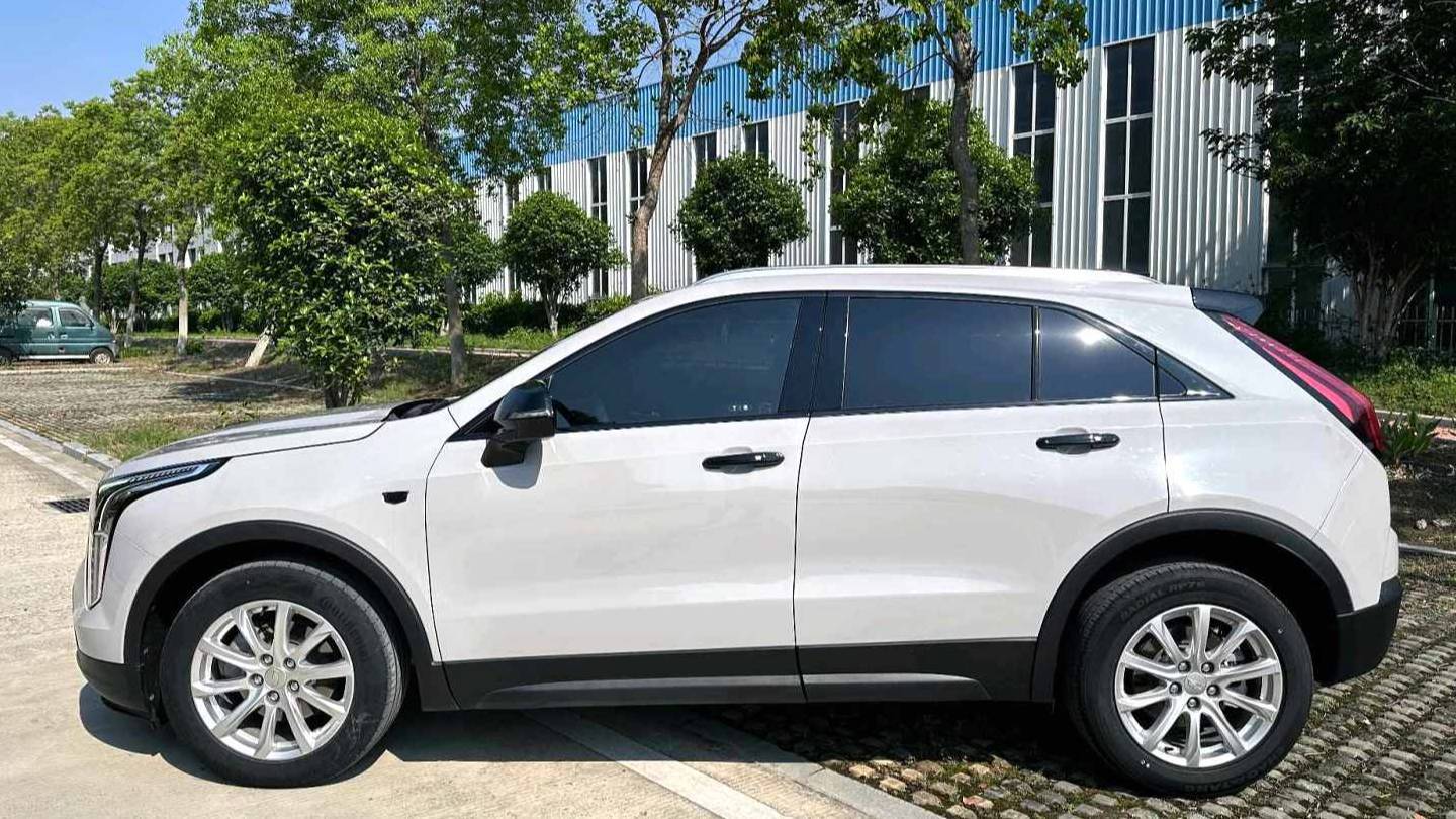CADILLAC 2022 XT4 28T Two Drive Wind Style
