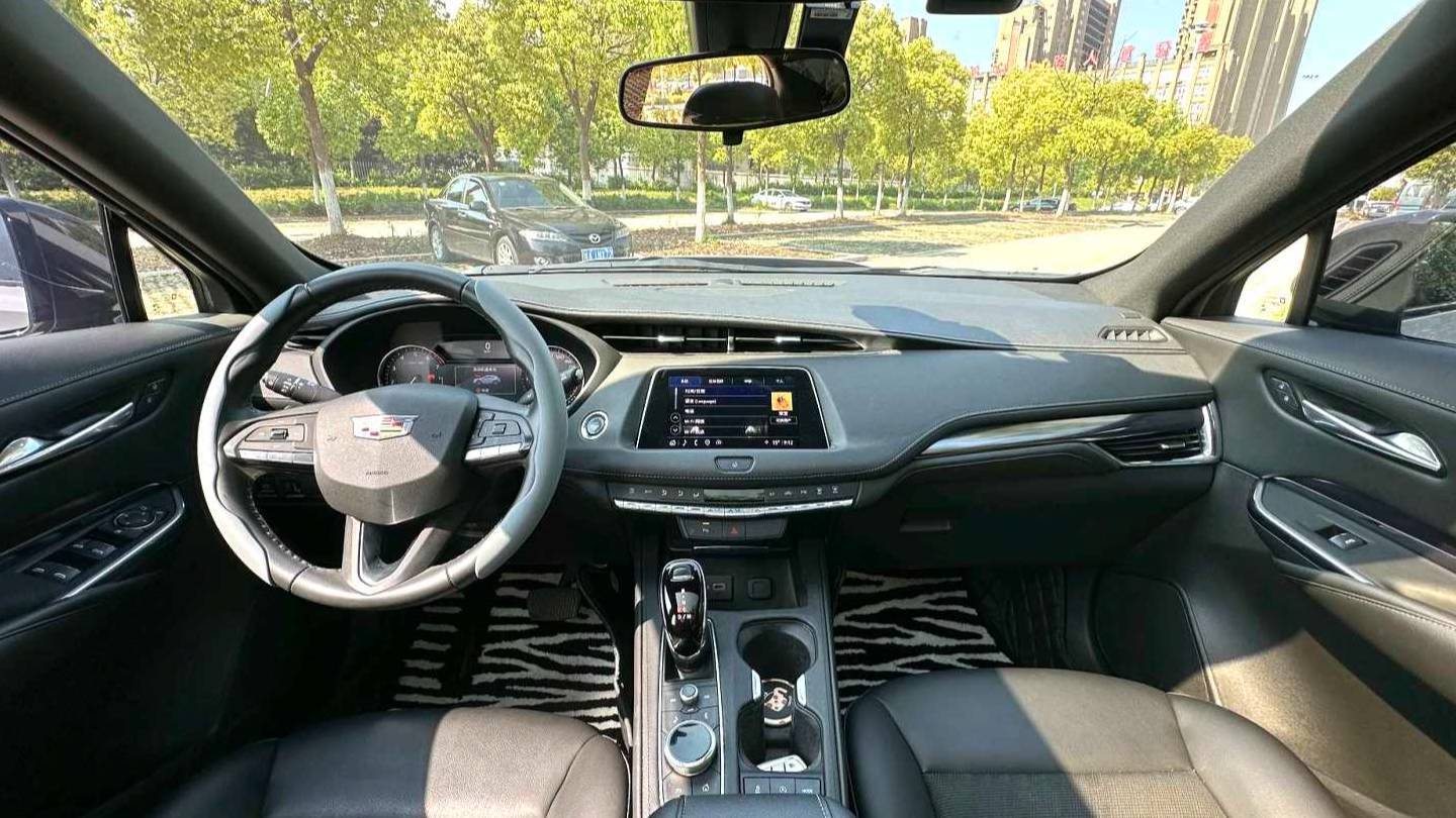 CADILLAC 2022 XT4 28T Two Drive Wind Style