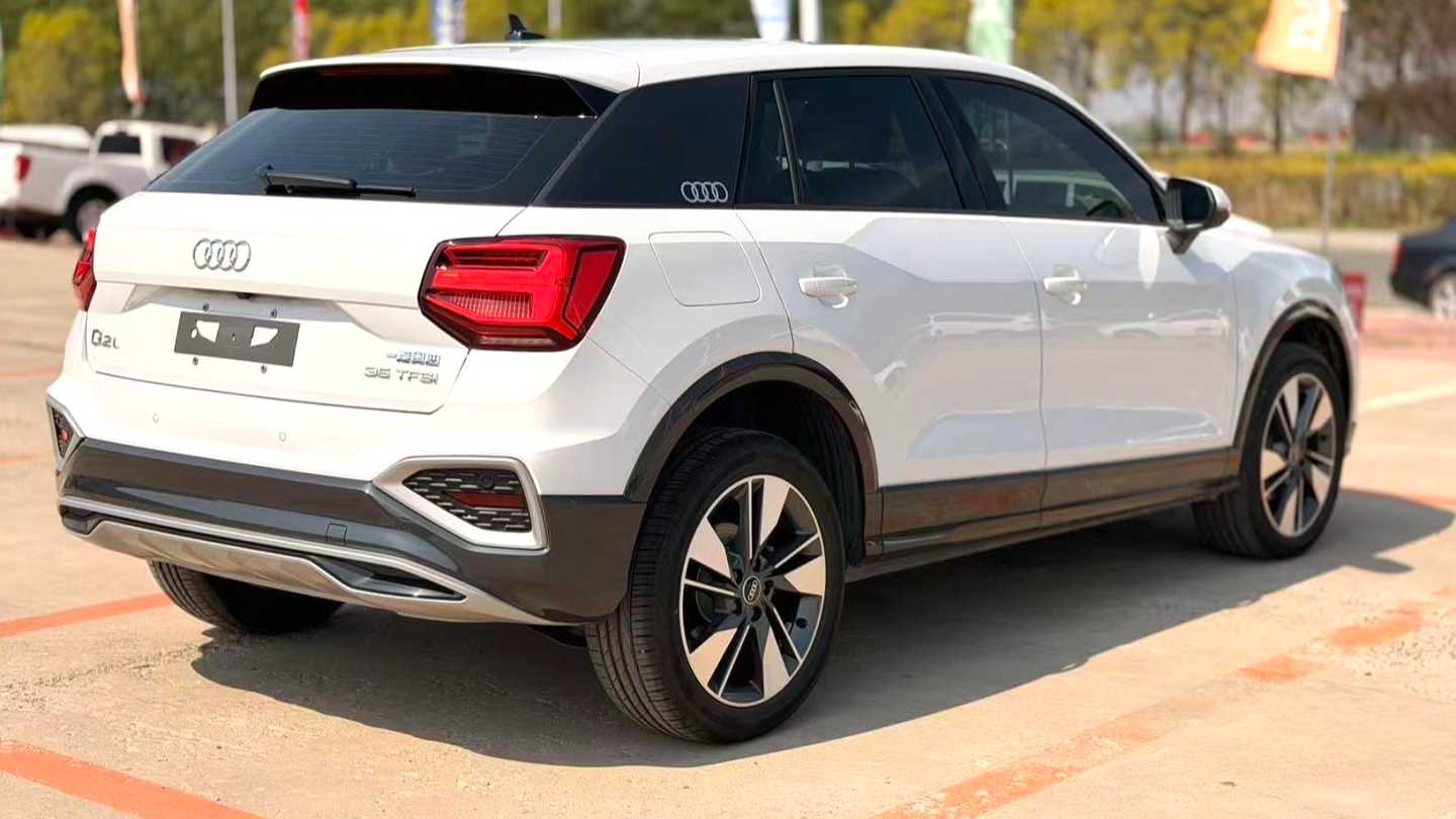 Audi 2022 Q2L 35 TFSI Fashion Dynamic Type