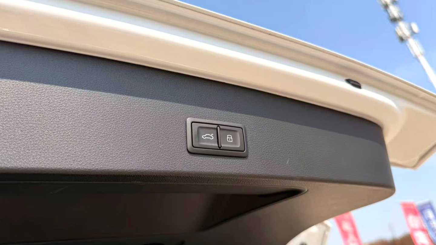 Audi 2022 Q2L 35 TFSI Fashion Dynamic Type