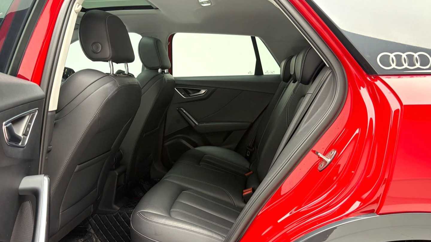 Audi 2022 Q2L 35 TFSI Enterprising Elegant Type