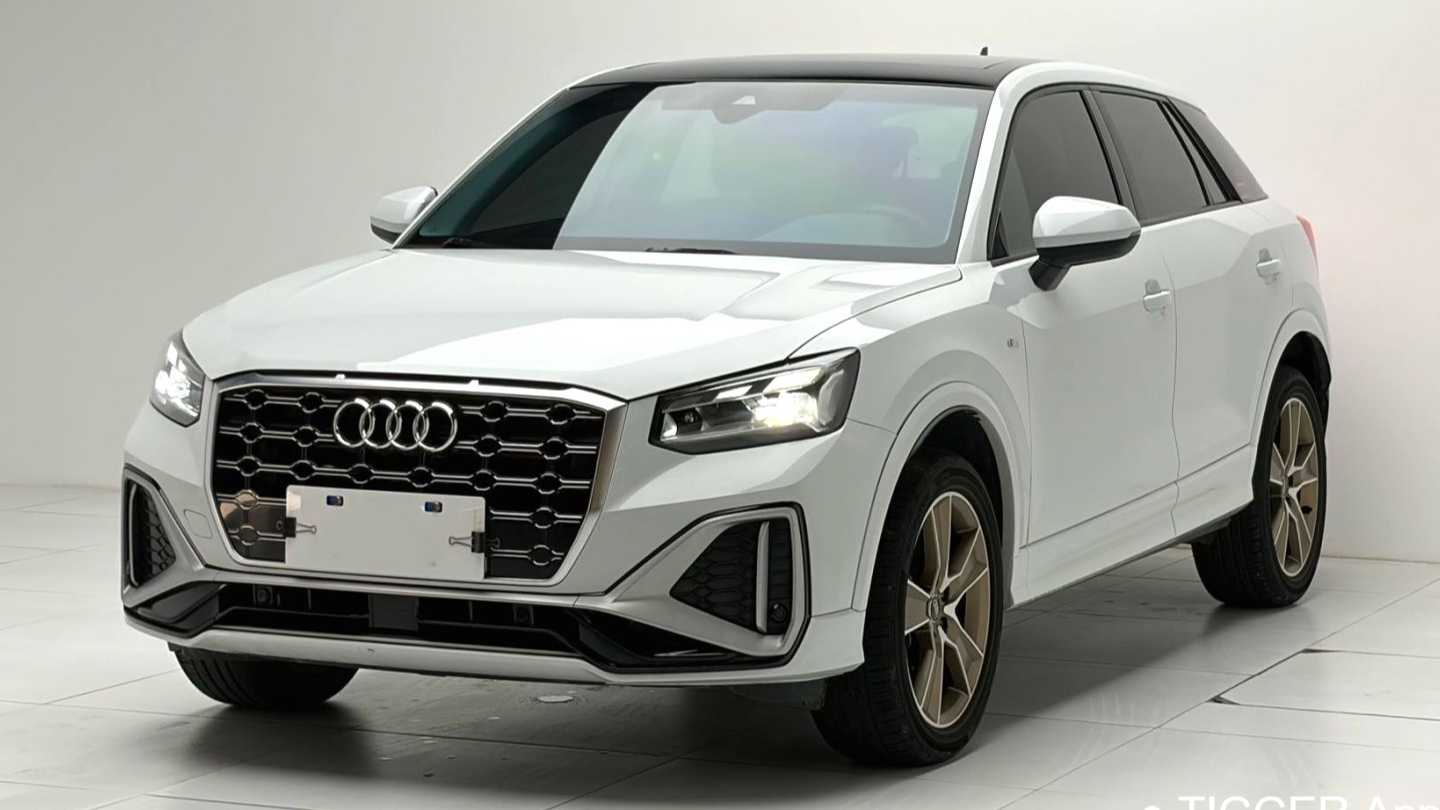 Audi 2022 Q2L 35 TFSI Fashion Elegant Style