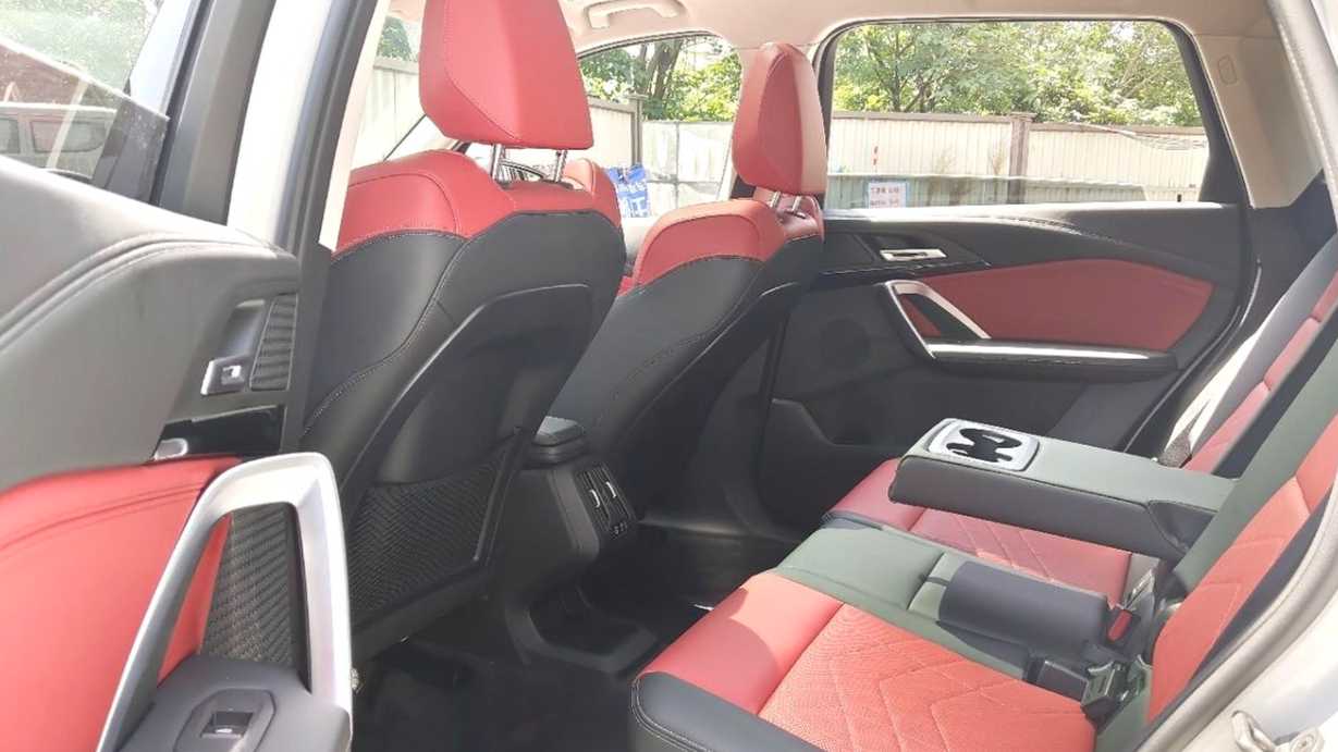 BMW 2023 X1 SDrive20Li X Design Kit