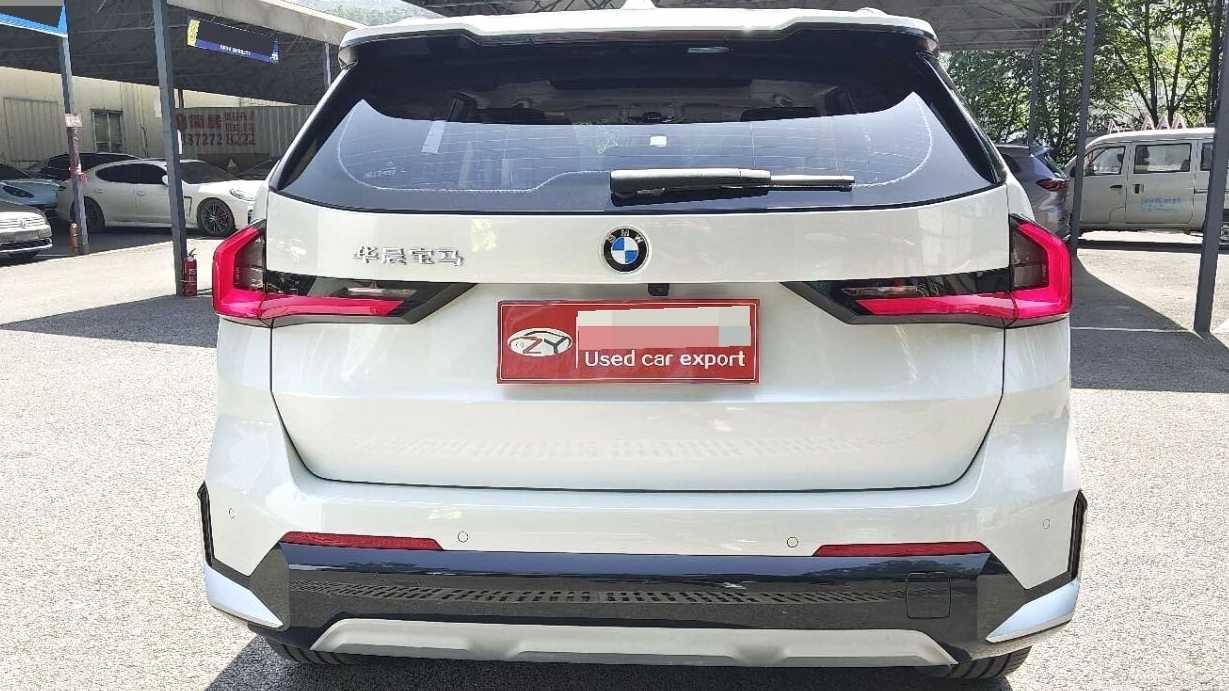 BMW 2023 X1 SDrive20Li X Design Kit