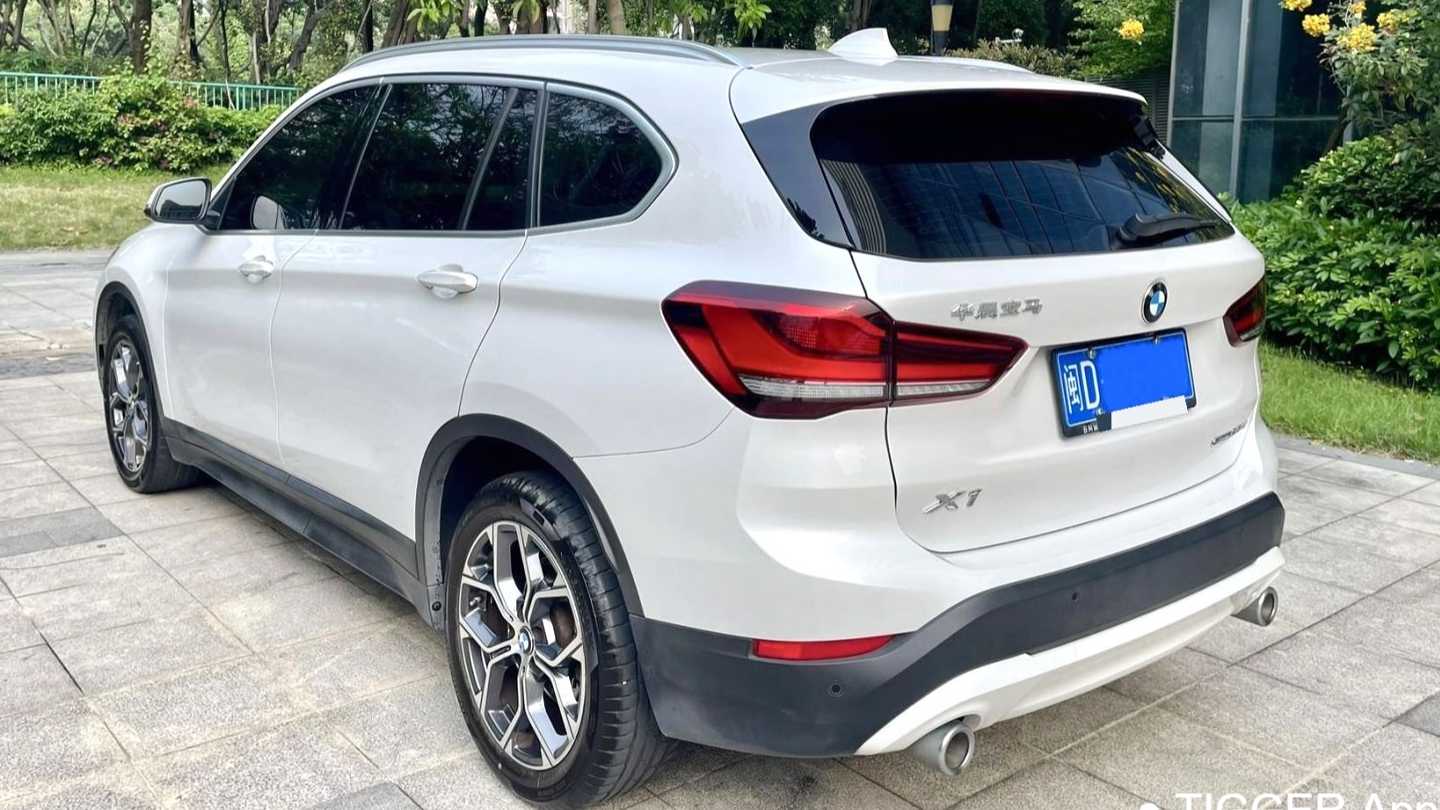 BMW 2022 X1 SDrive25Li Leading Type