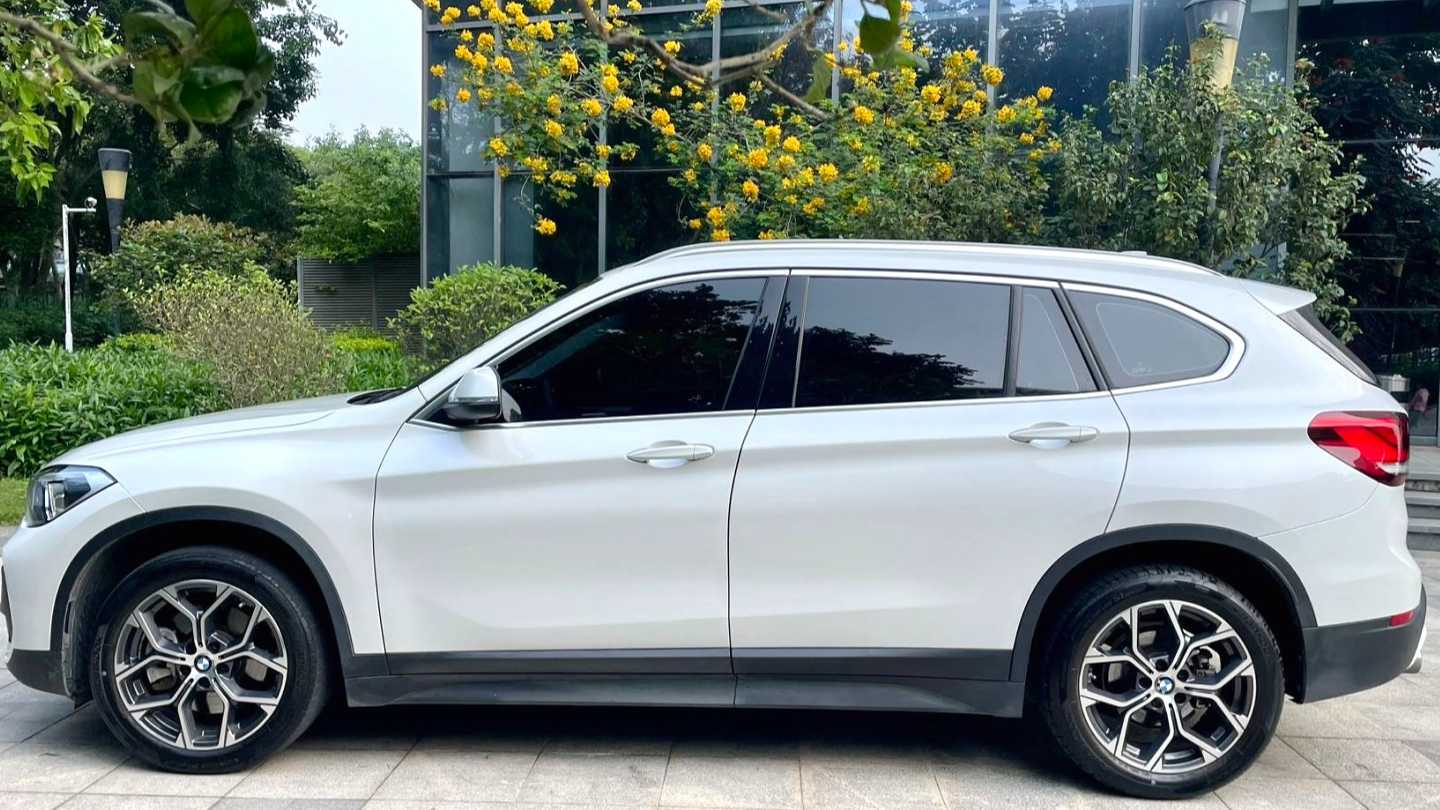 BMW 2022 X1 SDrive25Li Leading Type