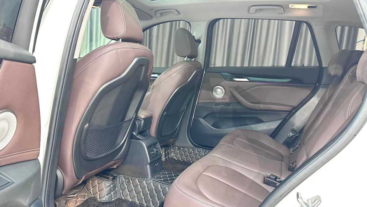 BMW 2022 X1 SDrive25Li Leading Type