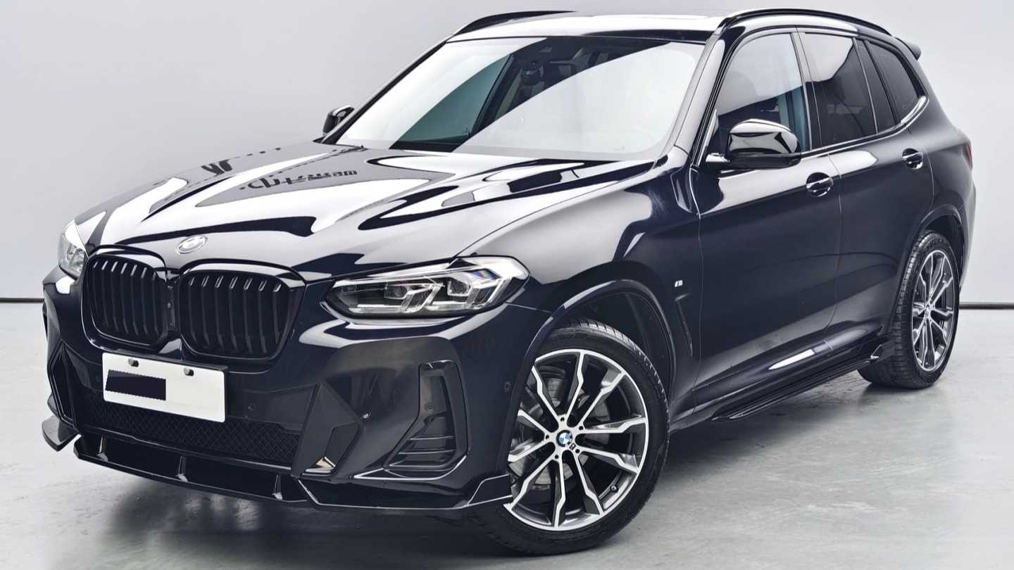 BMW 2023 X3 Upgraded xDrive30i Leading M Night Set