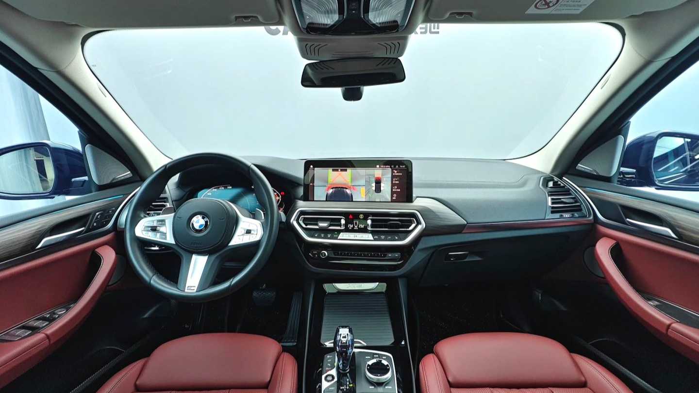 BMW 2023 X3 Upgraded xDrive30i Leading M Night Set