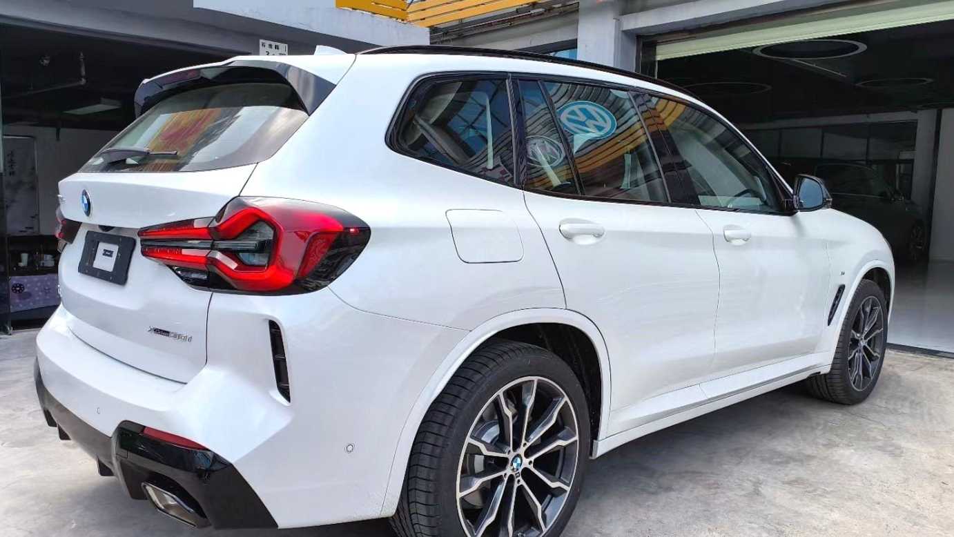 BMW 2023 X3 XDrive30i Leading M Night Set