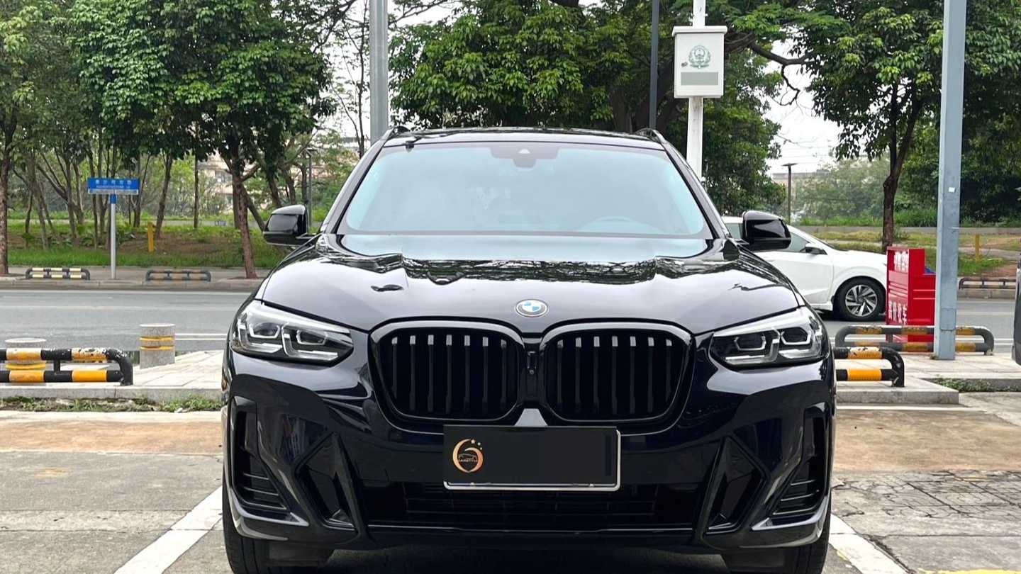 BMW 2023 X3 XDrive30i Leading M Night Set