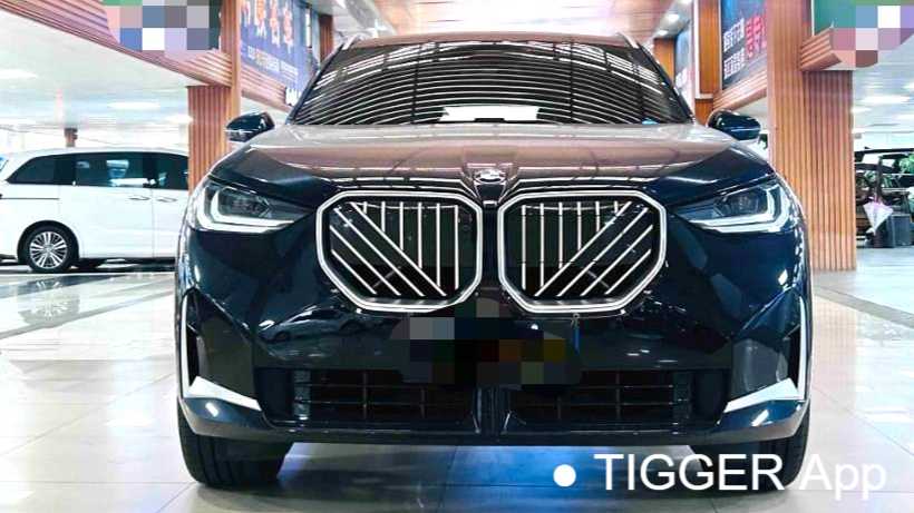 BMW 2025 X3 XDrive30i Leading M Sport Package