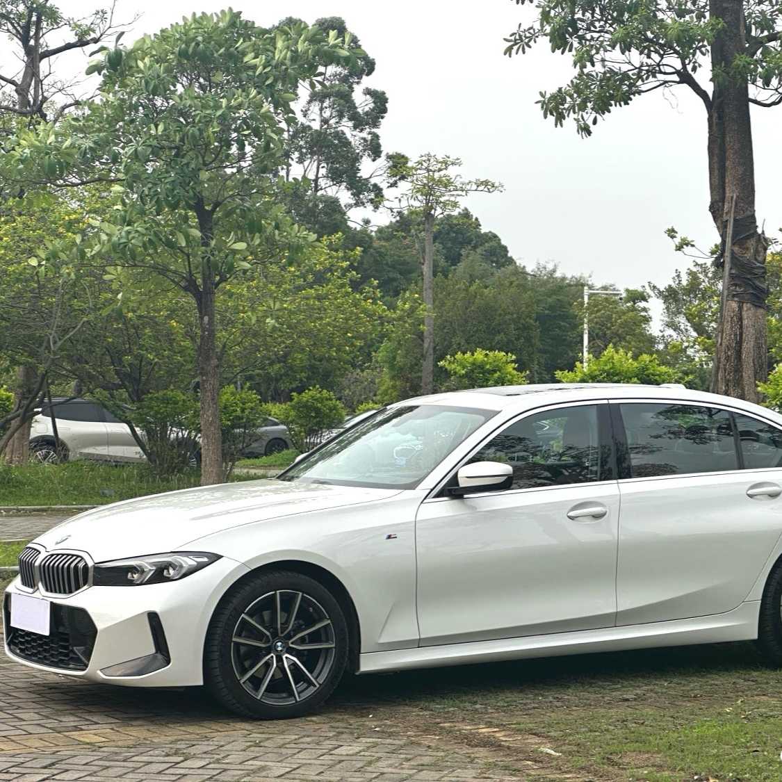 BMW 2023 3 Series 320Li M Sports Package سيارة مستعملة