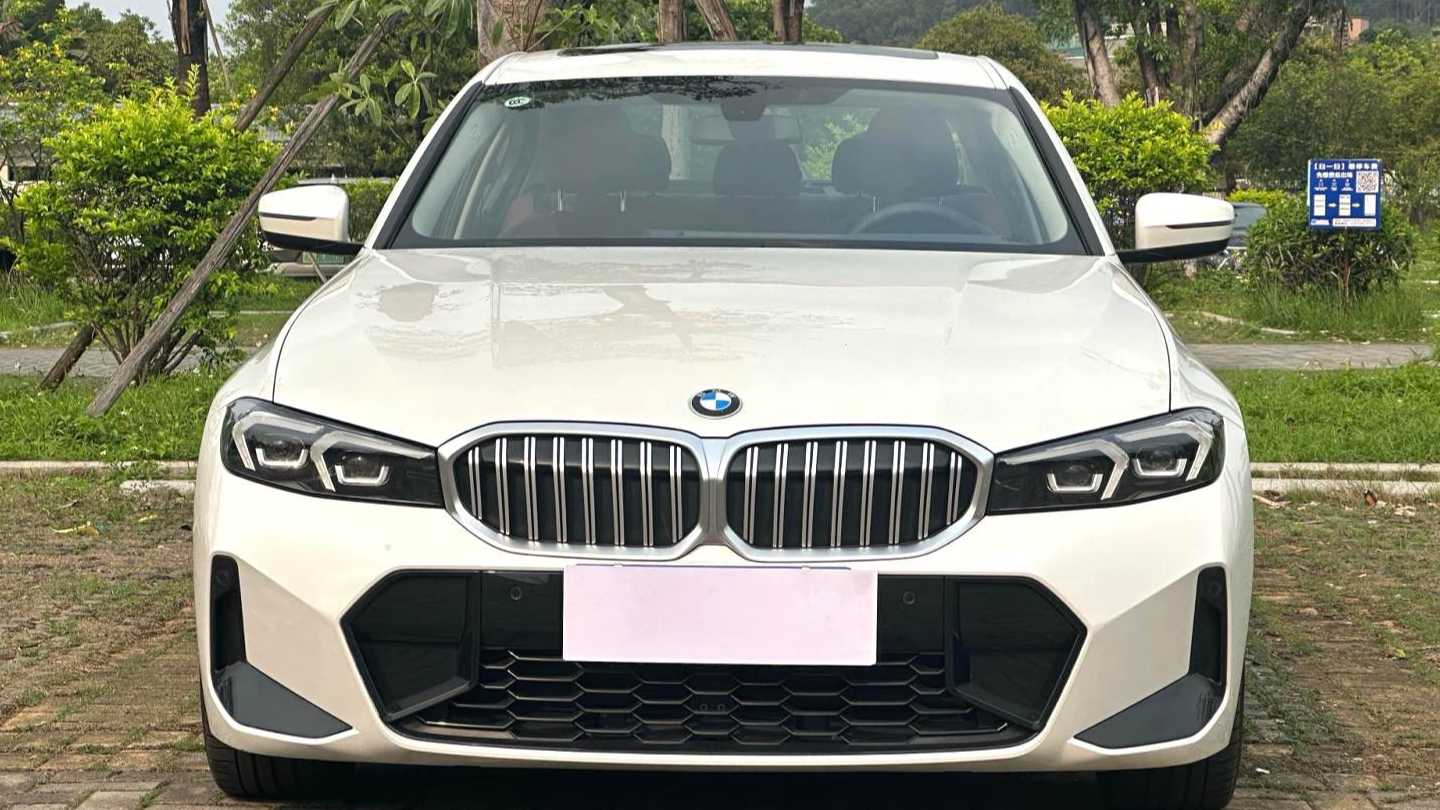 BMW 2023 3 Series 320Li M Sports Package