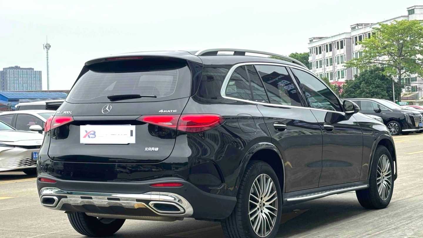 Benz 2023 GLC GLC 300 L 4MATIC Dynamic 7-seater