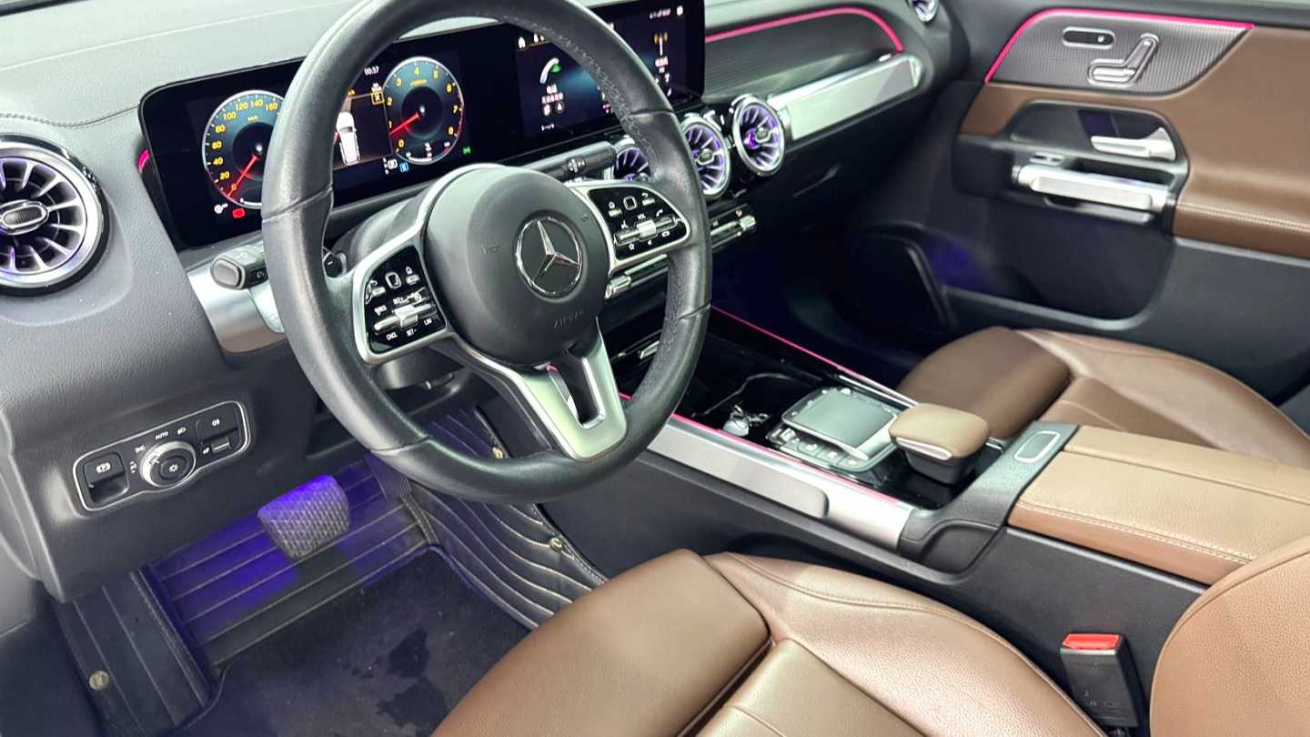 Benz 2023 GLB GLB 220 Fashion Model