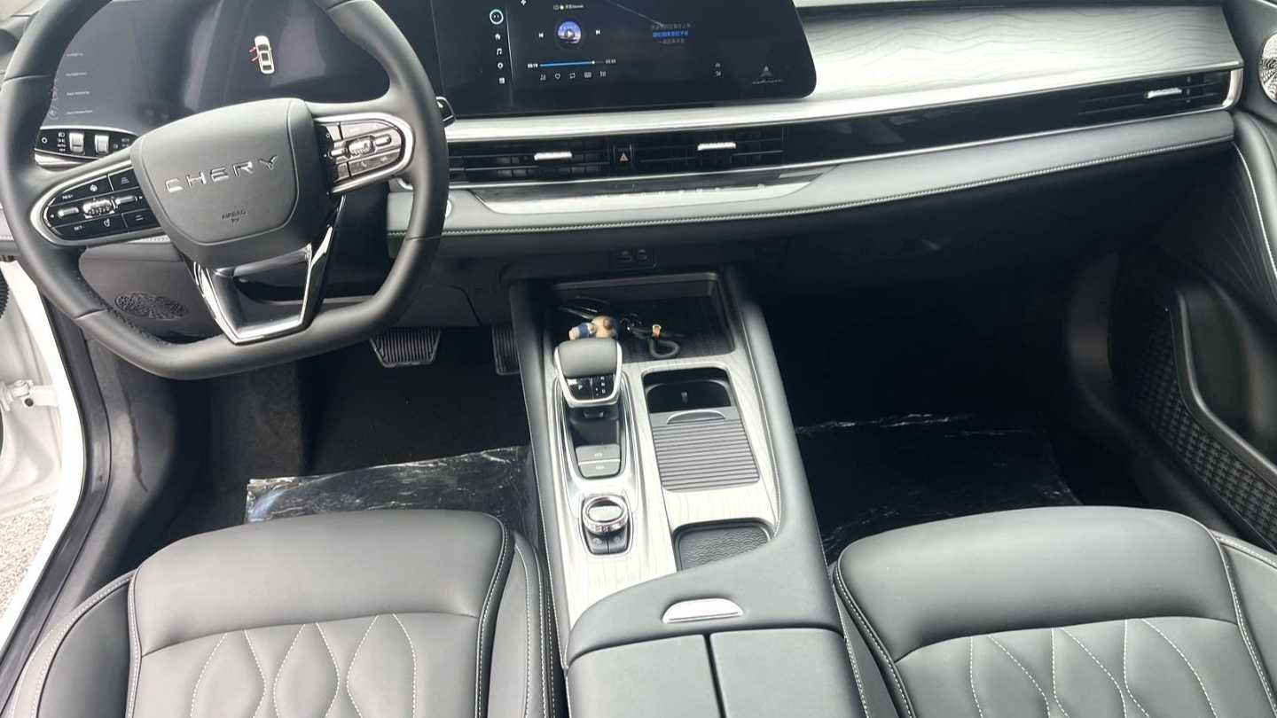 Chery 2022 ARRIZO 8 1.6T DCT Yi